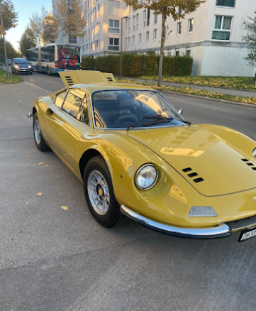 Gelber Dino 246 GT
